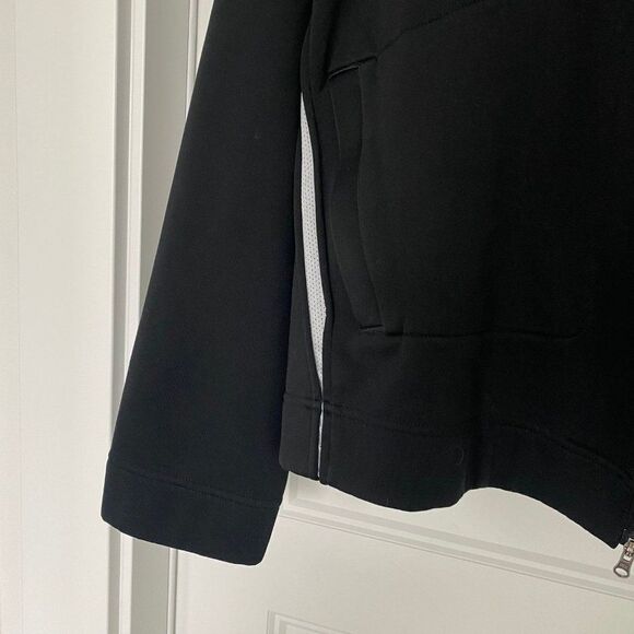 Adidas Women's Classic Black/White Versatile SST Sports Track Jacket, Size XL - Picture 4 of 7